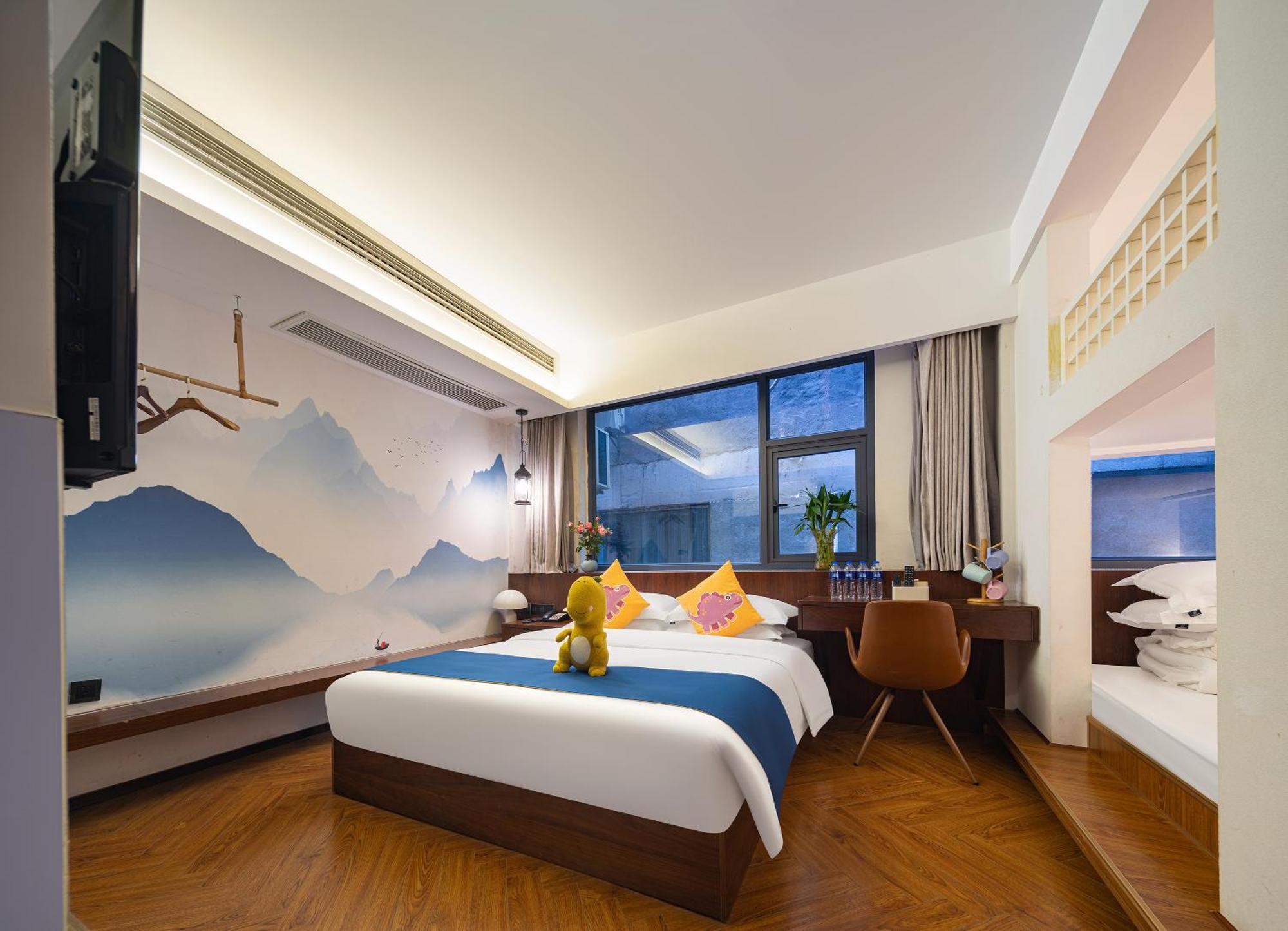 張家界武陵源北岸輕奢客棧 森林公園店 Hotel Zhangjiajie Buitenkant foto