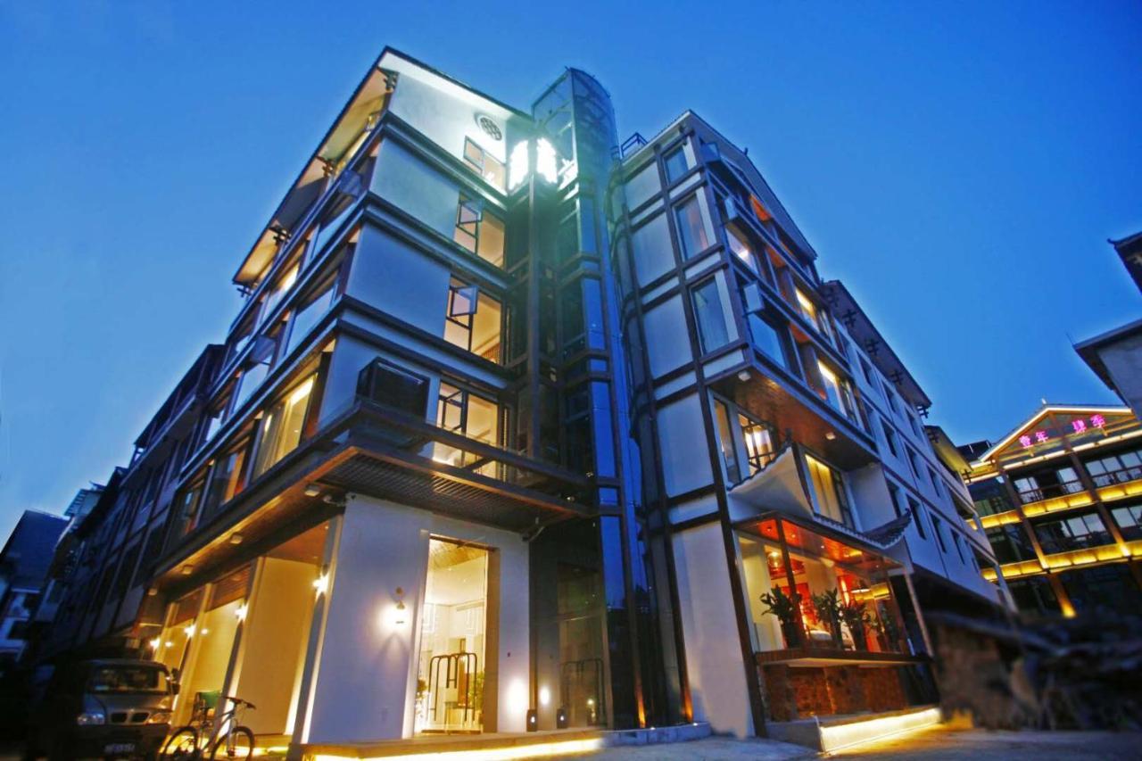 張家界武陵源北岸輕奢客棧 森林公園店 Hotel Zhangjiajie Buitenkant foto